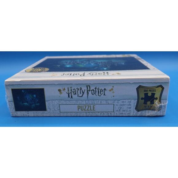 Harry Potter Glow In The Dark Hogwarts 18 x 24 Jigsaw Puzzle 550 Piece Brand New - Picture 3 of 6